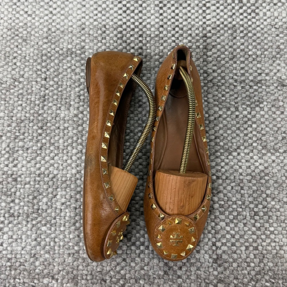 Tory Burch Reva Ballet Flats Womens 5.5 Tan Leather Gold Studded Medallion Logo